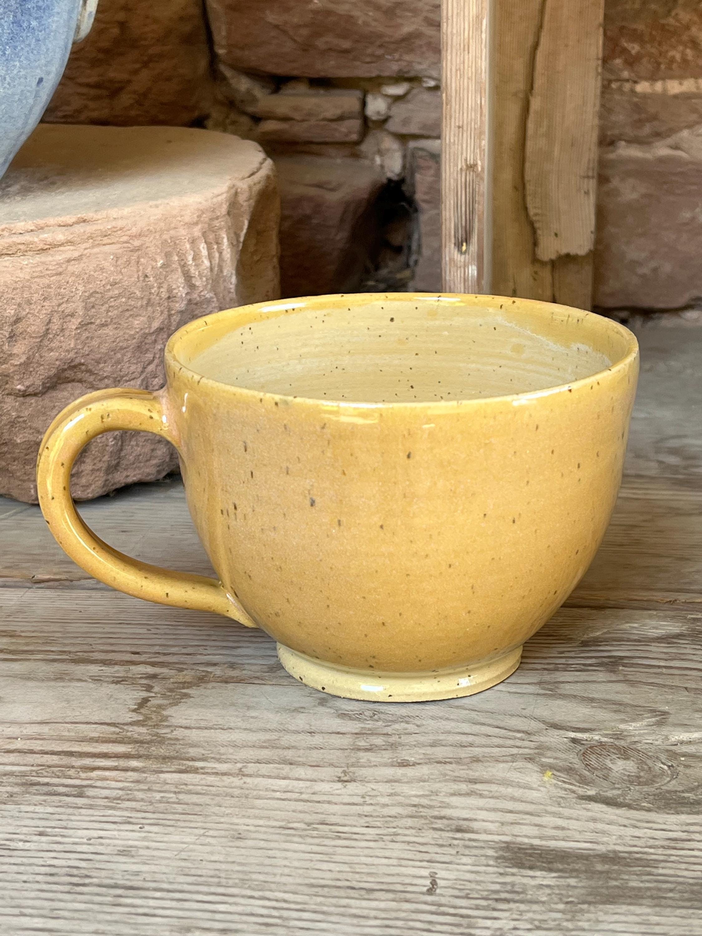 Gelbe tasse
