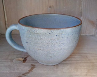 Cappuccino cup dove blue