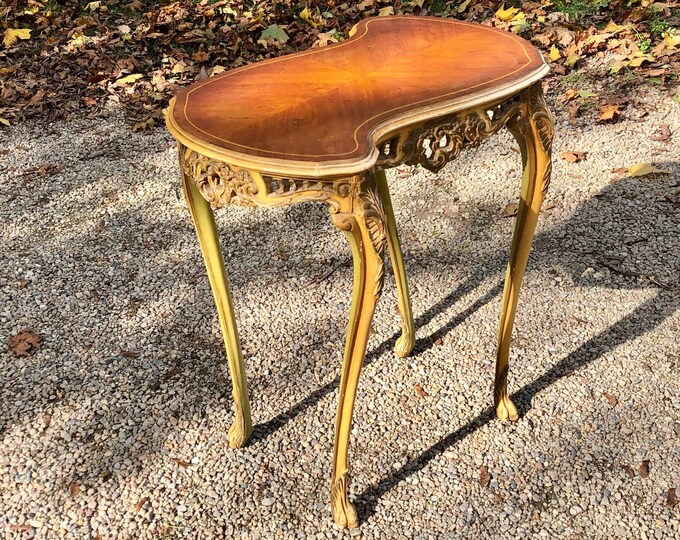French Provincial Entry Way Table Serpentne W/ Pierced Apron - Etsy