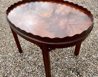 Coloniall Coffee Table Piecrust With Inlaid Medallion Flame Mahogany *Shipping is NOT included. Ask us for cost to ship.*