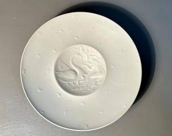 Bjorn Wiinblad Lady & Swan Bowl Rosenthal Footed White Porcelain Relief Mint Condition