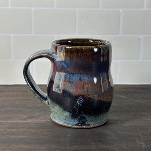 Mug, Large Coffee Cup, Tea Cup, Wheel Thrown Stoneware, 16 oz. 1441