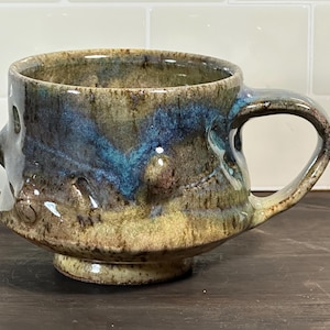 Mug, Large Coffee Cup, Tea Cup, Wheel Thrown Stoneware, 17 oz. 1421