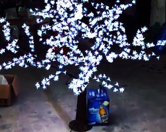 Árbol de luces LED para exteriores con cambio de color de 6,5 pies a través de control remoto, tronco natural, flor de cerezo, árbol de Navidad, boda, hogar, jardín, luz
