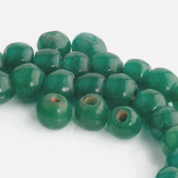 Antique Chinese opaque green jade glass wound  beads 9x10mm. 10 pcs. b11-gr-2043