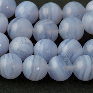 AA natural blue lace agate beads. 8mm. Vintage stock 1980s.25pc 1/2 strand loose. b4-aga272