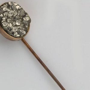 Victorian 14k gold stick pin with pyrite stones. skvc444