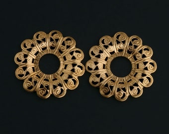 Raw brass filigree rosette stamping. 22mm 2 pc. b9-0537