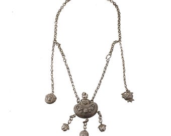 Antique chinese qing dynasty silver fragrance carrier bottle pendant necklace. nlor845
