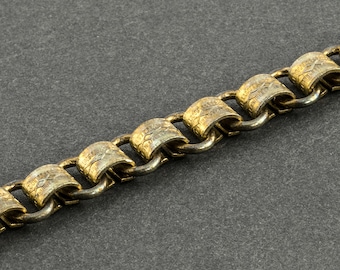 Vintage style embossed solid brass book chain per foot. b12-chn578