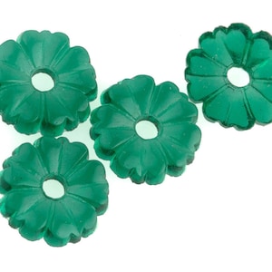 Vintage Flatback Blume. 11mm. Pkg von 4. b5-459