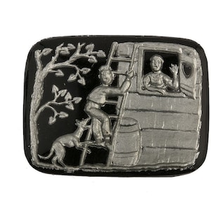 Vintage West Germany Medieval lover&#39;s glass intaglio silver foil on black. 28x22mm. Pkg of 1. b5-510