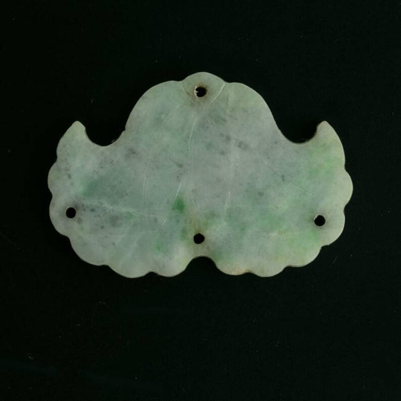 1970/'s Chinese import Vintage carved jadeite pendant in lotus design b4-jad454