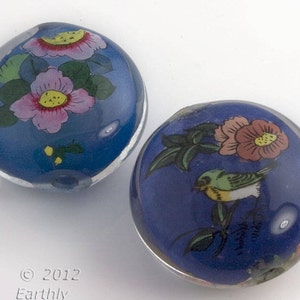 Vintage Chinese reverse hand-painted glass bead, bird and flowers, 31x17mm . Sold individually. b10-0008c
