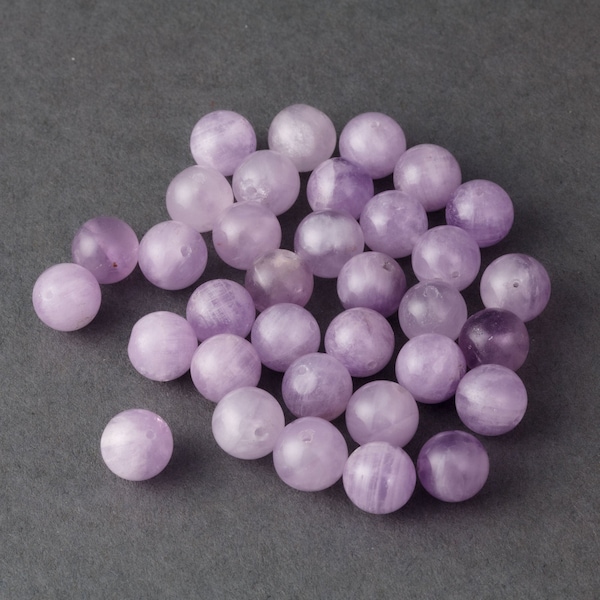 Cape Amethyst beads. Natural, light lavender.  8mm.  6 Pcs. b4-ame231.