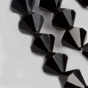 Vintage tin cut crisp jet glass bicone beads, Czechoslovakia. 11x10mm 6 pcs. b11-bw-2014
