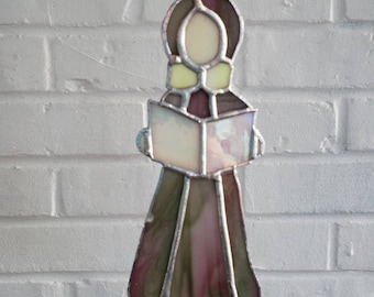 Stained Glass Caroler