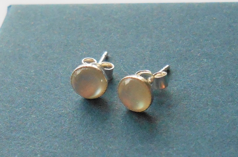 Shell Earrings Mother of Pearl Stud Earrings Bridal Earrings Stud Earrings