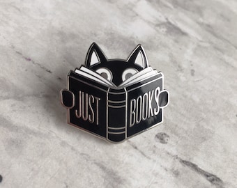 Book enamel pin - Cat enamel pin - Cat brooch - Cat lover gift - Book lapel pin - Book reader gift - Crazy cat lady - Valentine's gift