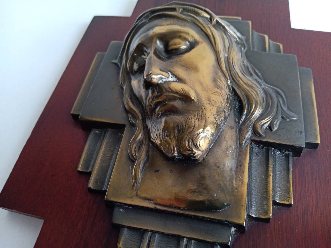 Icônes Religieuses Art Déco /Modernistes, Sculpture en Bronze de Jésus Portant Sa Couronne d'épines,