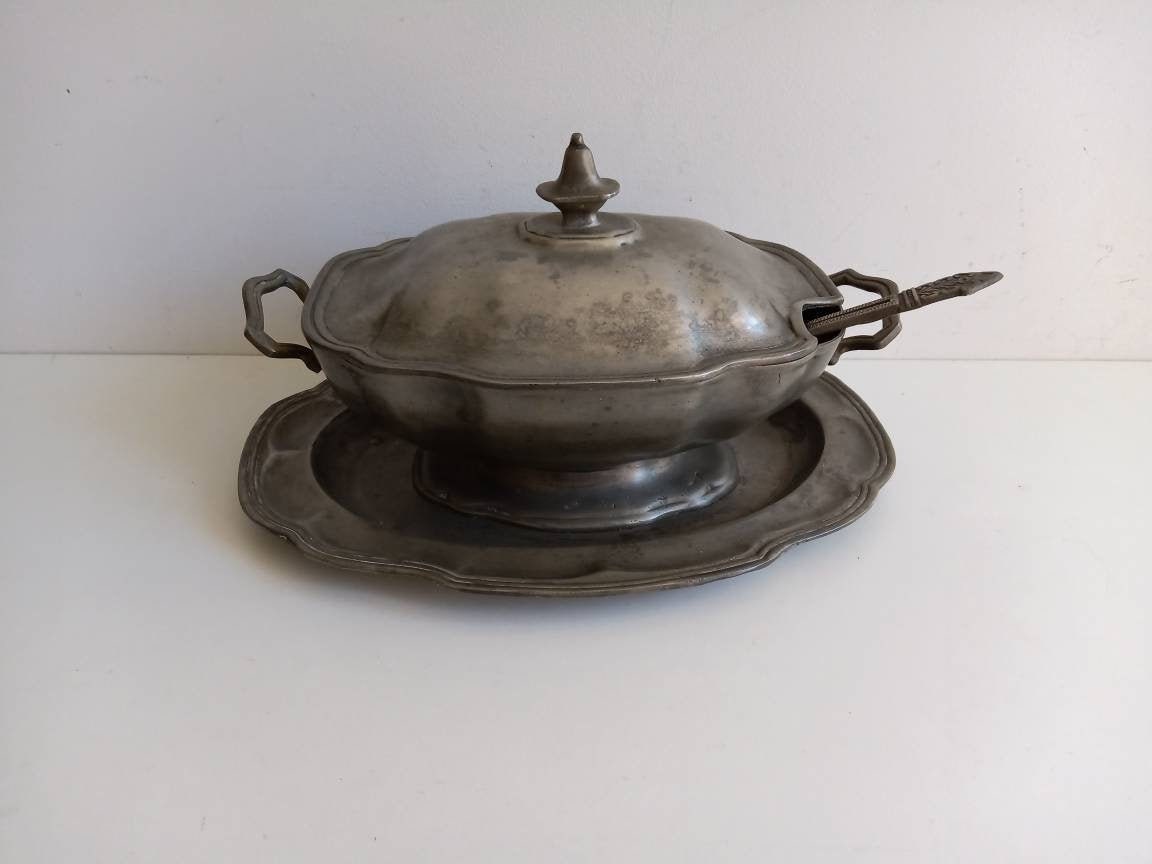 Français Ensemble en Éferie avec Couvercle, Plateau Assorti et Cuillère de Service Des Timbres Franç