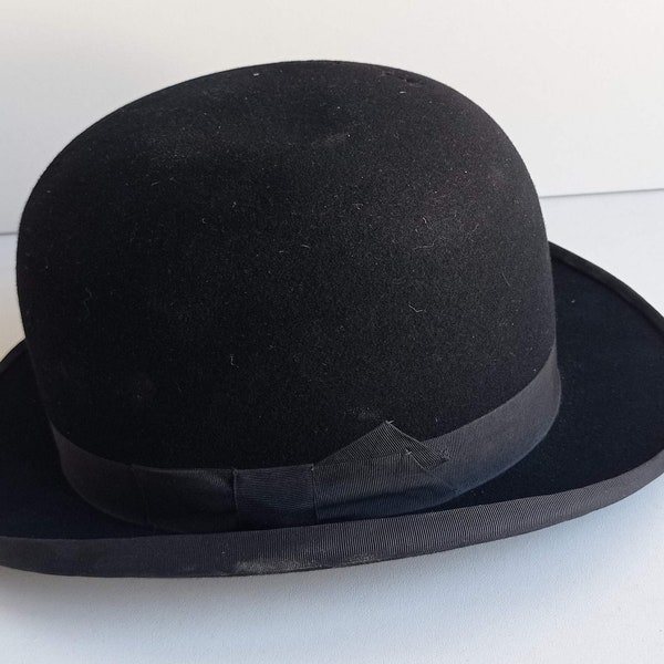 French vintage / antique black felt bowler hat, steampunk, banker's hat, clockwork orange, Derby day hat circa 1920 / 30s with damage