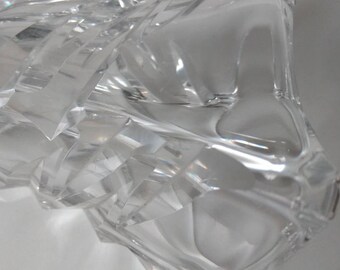 Daum Frances製 
琥珀色の動物彫刻 Buy Retro Vase Twisted Daum French Crystal Circa 1970s. Online in