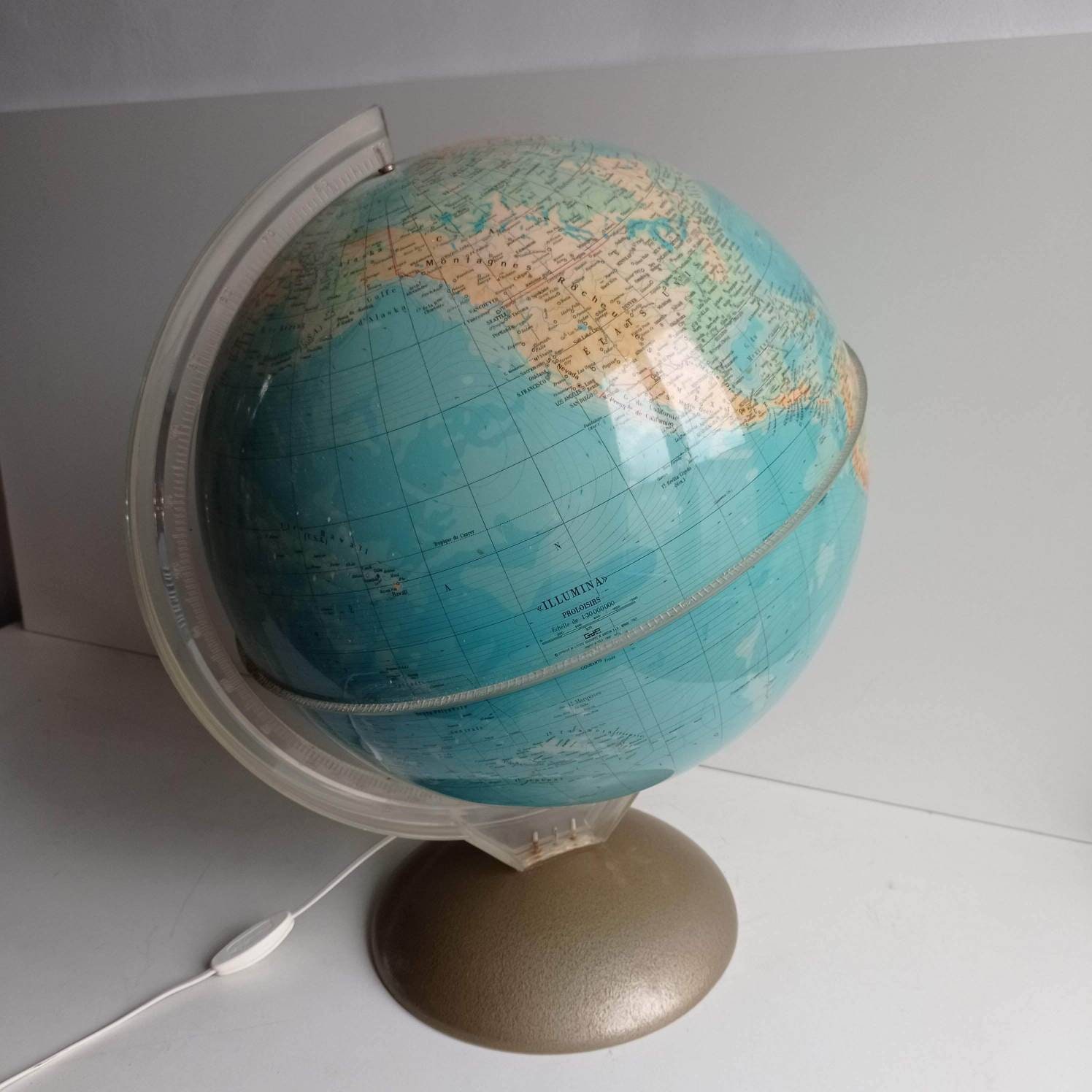 Grand Globe-Lumière