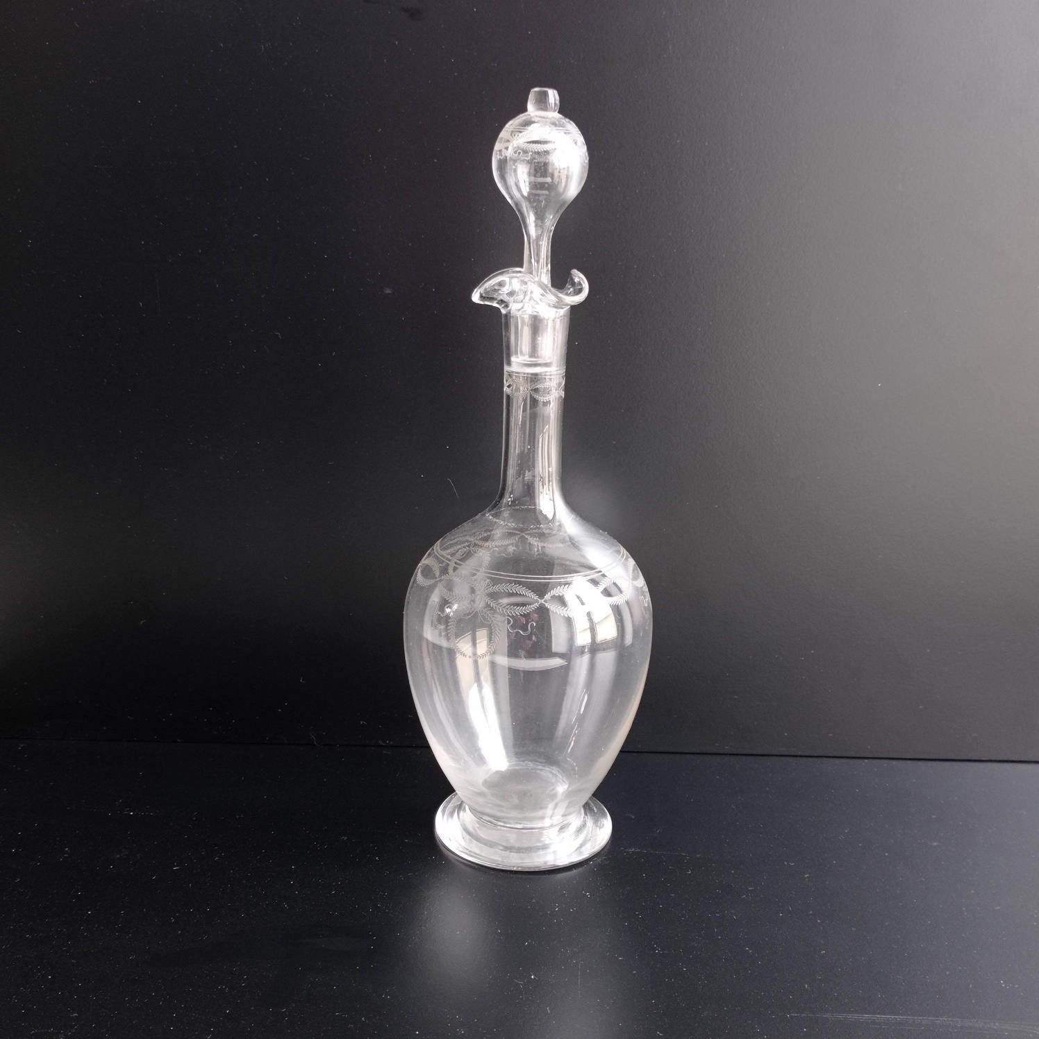 Français Carafe/À Vin Soufflé Vintage avec Décoration en Verre Gravé Art Nouveau Louis Xvl Bouchon G