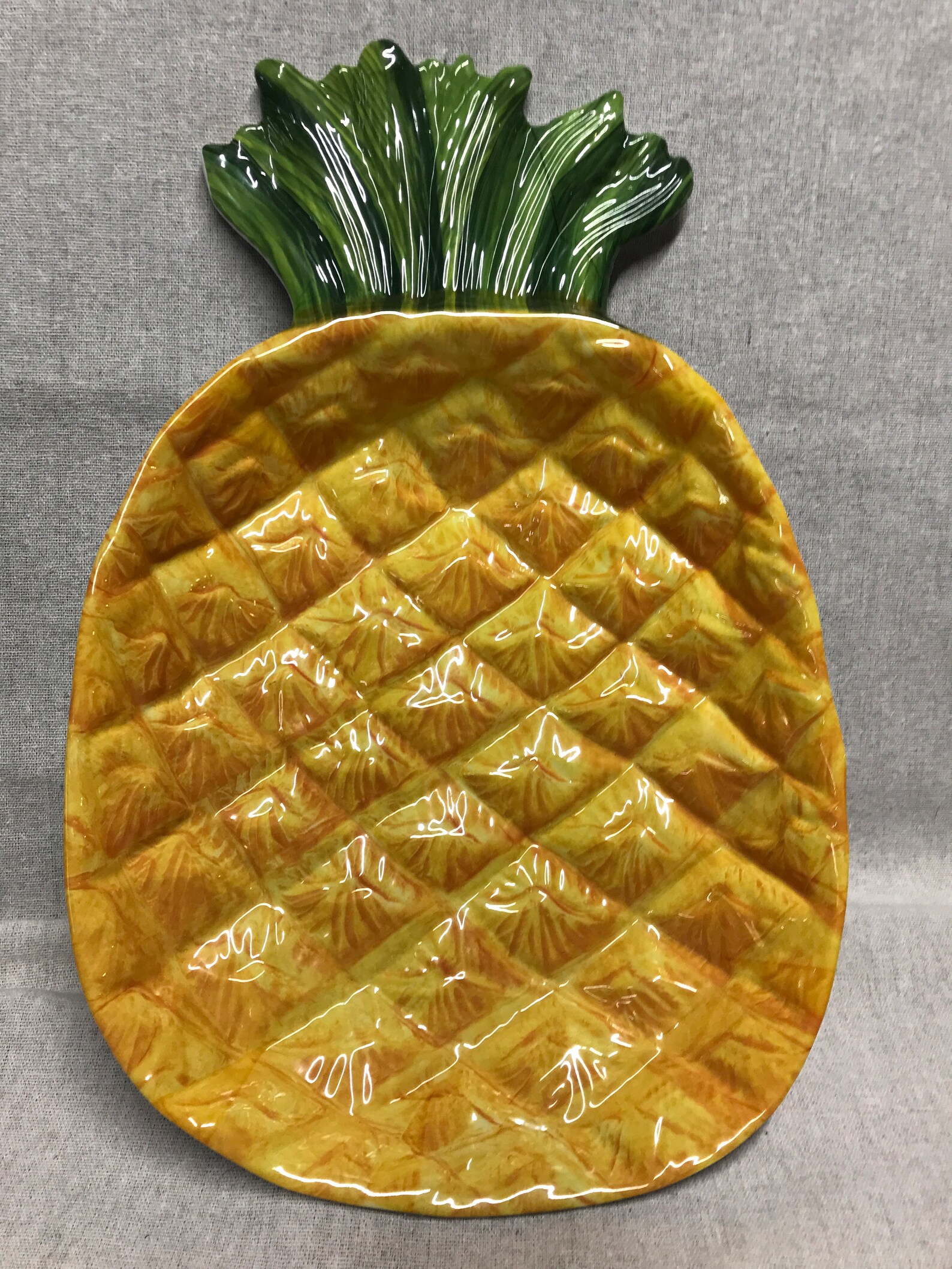 Cute Pineapple Gifts from Etsy featured by top Hawaii blog, Hawaii Travel with Kids: Small Melamine Tray: Pineapples image 0