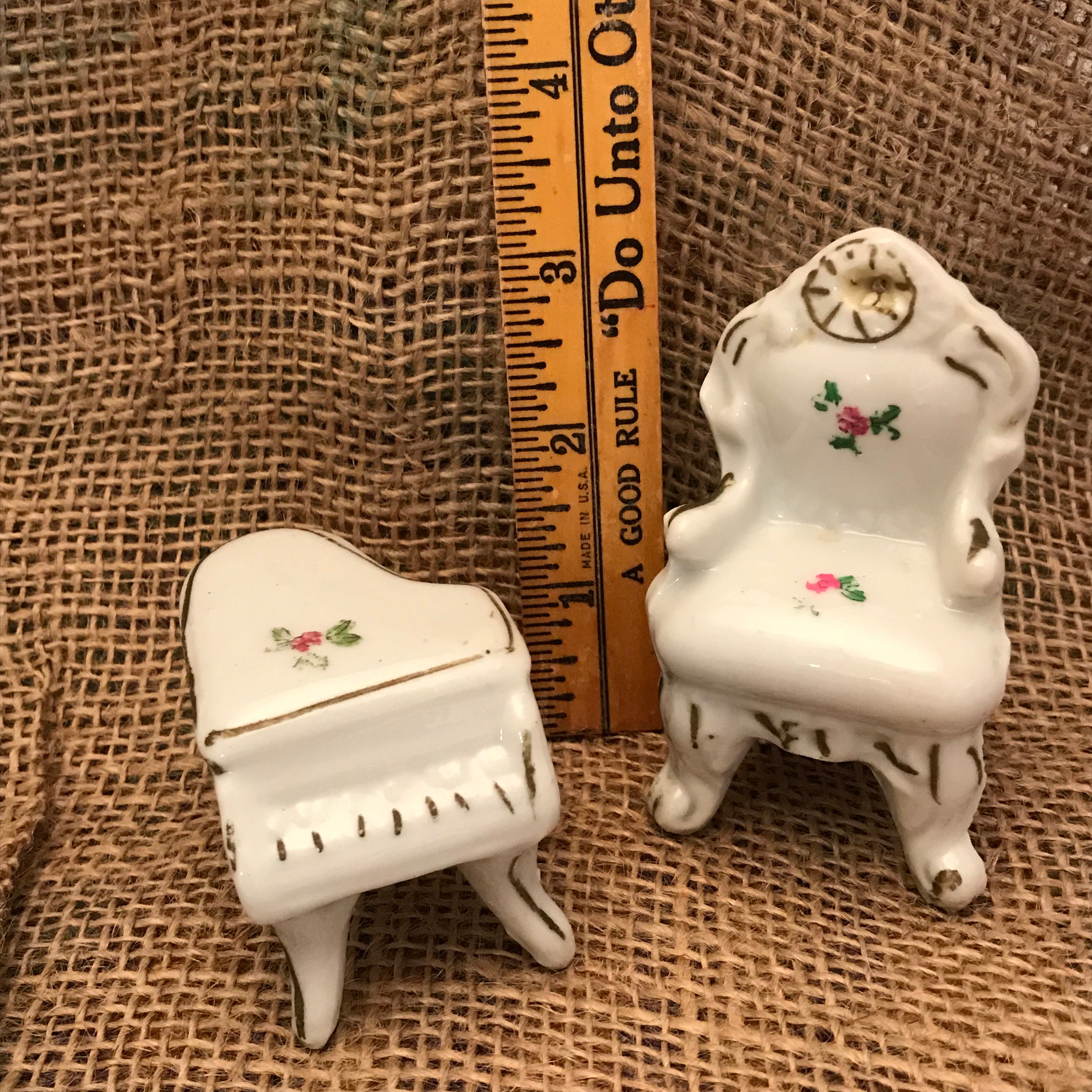 Vintage 1940s Dollhouse Furniture: Handpainted Porcelain Piano and