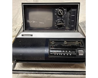 Vintage Panasonic TR-475 Pop-Up Portable TV am fm Radio Combo Untested Parts