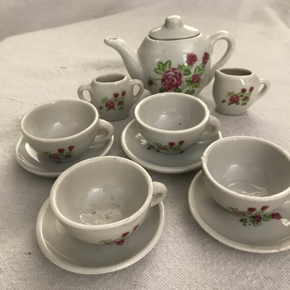 3 Pcs Dining Ware Tea Set Dollhouse Miniatures Hand Paint Red Rose