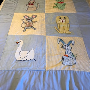 Vintage Baby Quilt: Hand Sewn Animal Appliqué Crib Blanket
