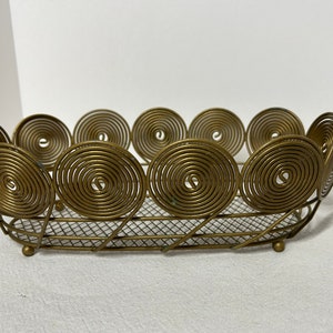 Vintage Oval Atomic Gold Metal Basket/ MCM Gold Wire Coiled Bowl/ Mesh Circle Spiral Metal Bowl/ Decorative Metal Bowl/ Boho/ Retro