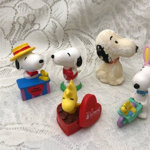 Vintage Peanuts Snoopy PVC Figurines, Valentine Kissing Snoopy and More
