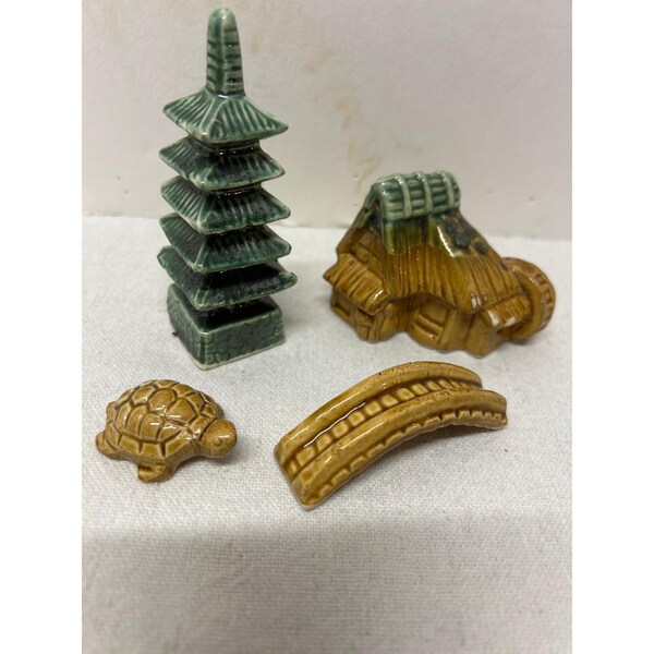Ensemble de jardin de bonsaï japonais miniature en céramique, 4 pièces, pagode, moulin à eau, pont, tortue