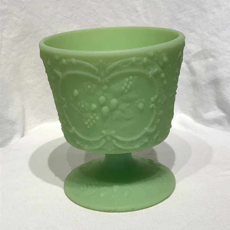 Fenton Green Satin Strawberry Design Milk Glass Pedestal Bowl Compote Candy Dish Rare Vintage 1950 S