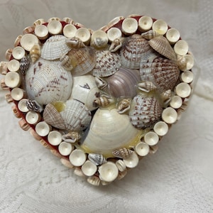 Vintage Heart Shaped Sea Shell Covered Box Dresser Trinket Box Red Felt Lined