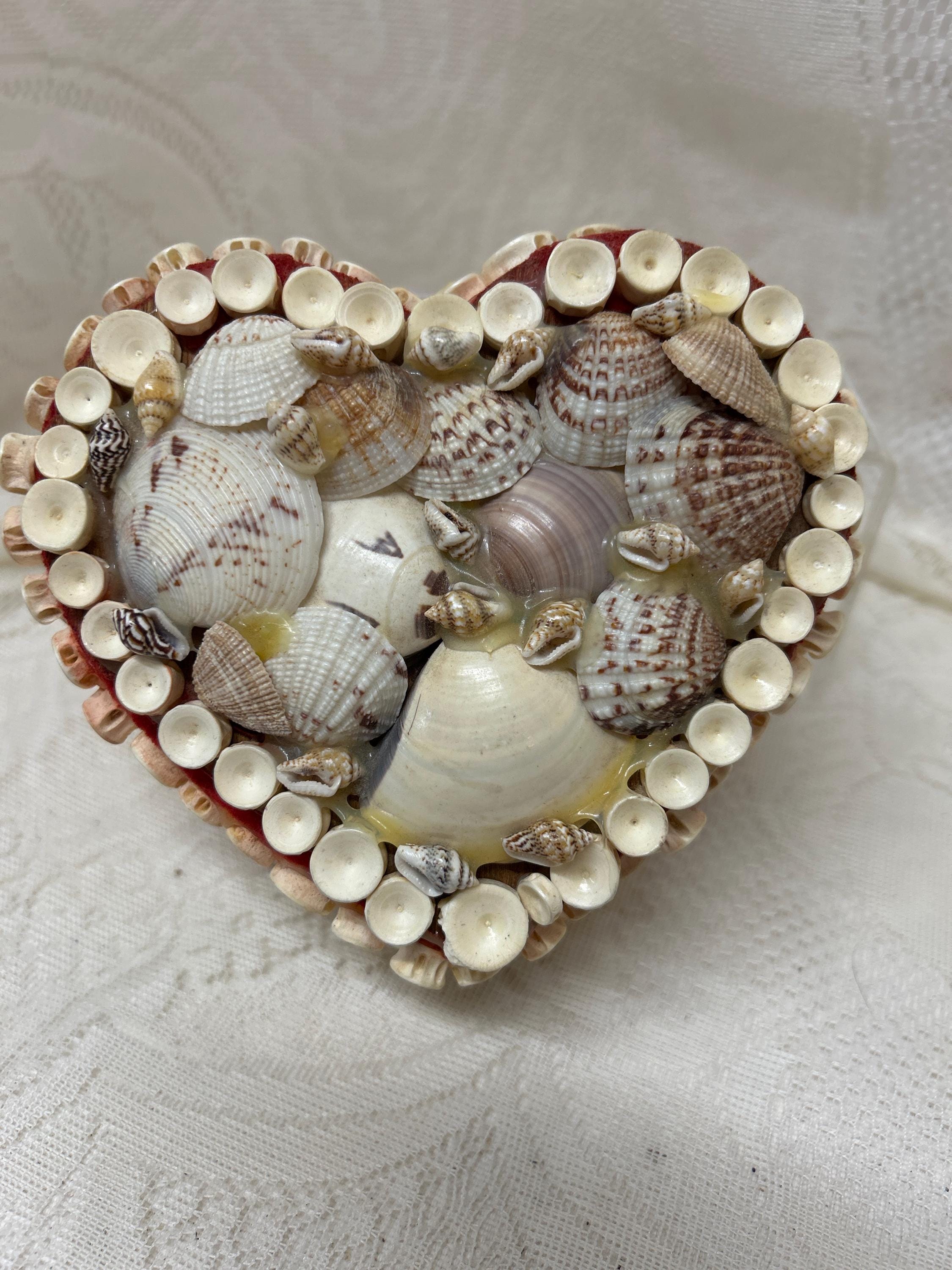 ヴィンテージハート型貝殻カバーボックスドレッサー小物入れ赤い