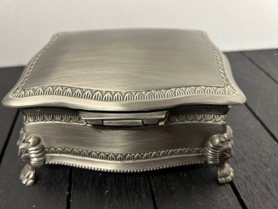 Vintage Silver tone Brushed Pewter Box, Lion Head… - image 2