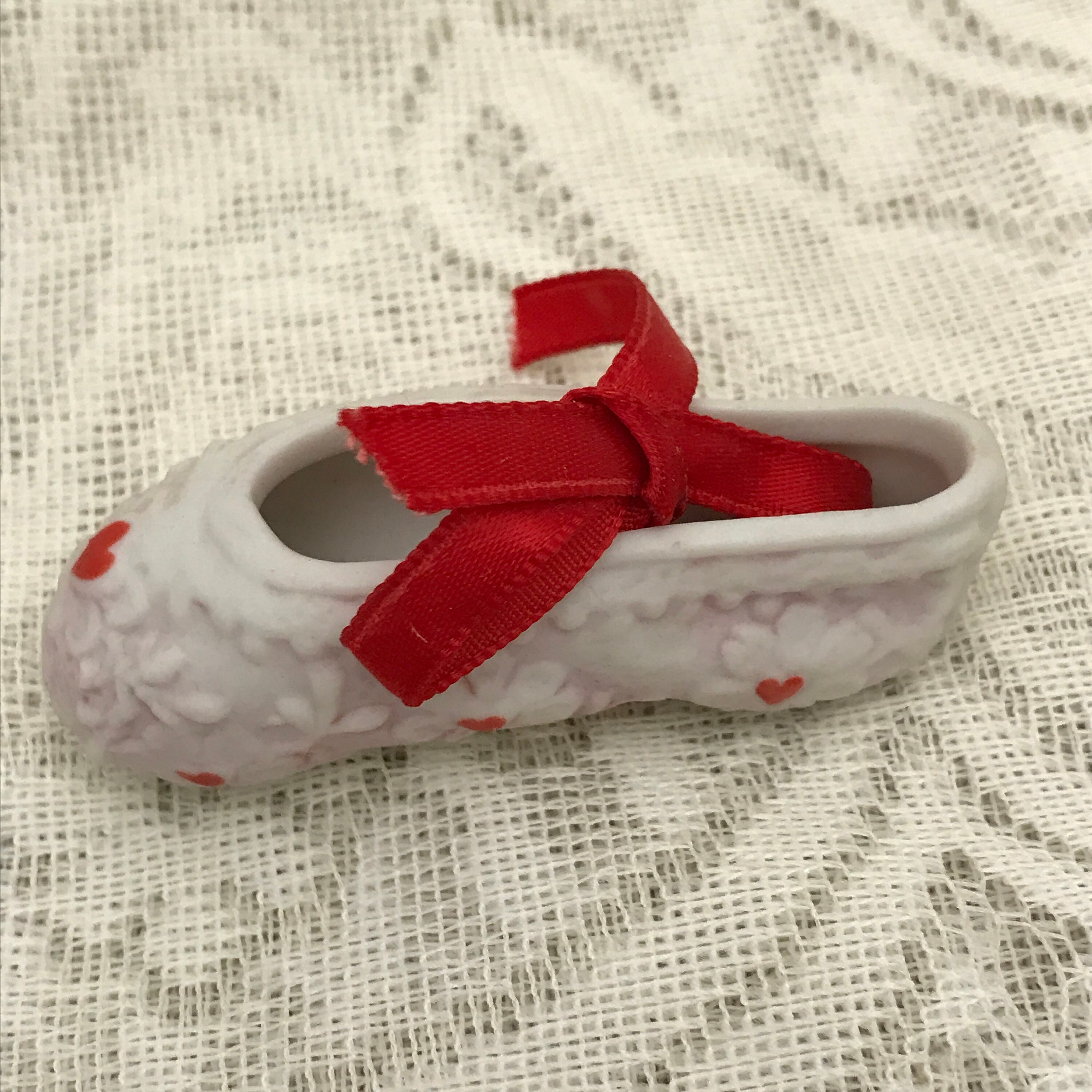 Miniature ballet deals slippers