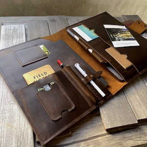 Capa de couro marrom feita à mão para laptop: Surface Pro, laptop, livro