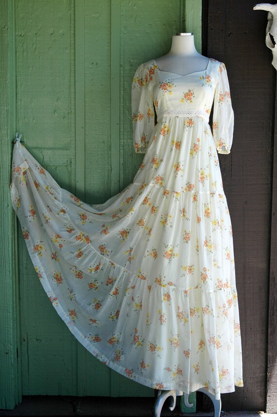 1970s Boho Hippie Pale Yellow Orange Peasant Dres… - image 6