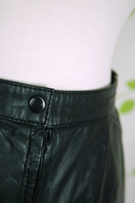 1990s Black Leather Skirt by Forenza // 90s High … - image 8