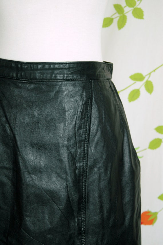 1990s Black Leather Skirt by Forenza // 90s High … - image 4