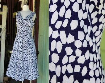 1990s Blue and white Graphic Print Dress // 90s Carole Little Midi Dress