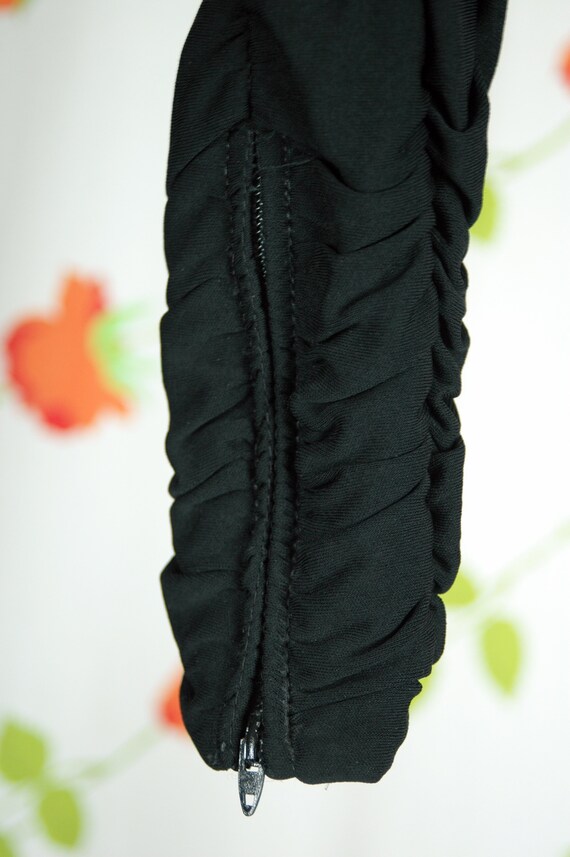1990s Black Albert Nipon Dress with Black Sequin … - image 8