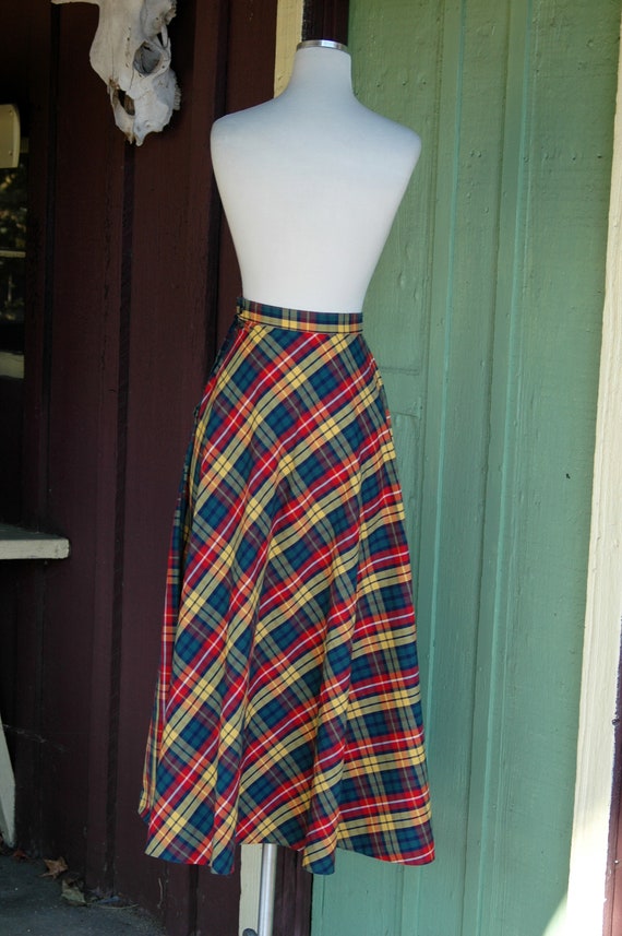 HOLIDAY 1960s Yellow Red Green Plaid Maxi Skirt /… - image 9