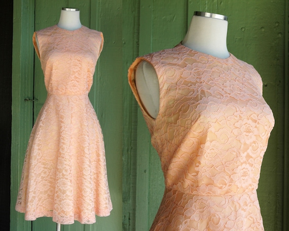 1960s Peach Lace Fit and Flare Sleeveless Midi Dr… - image 1